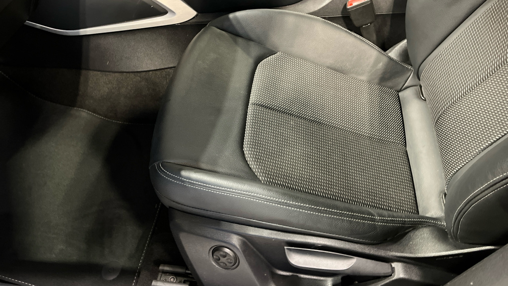 Audi Q2 35 Tfsi Black Edition S Tronic Tech Pro White #36