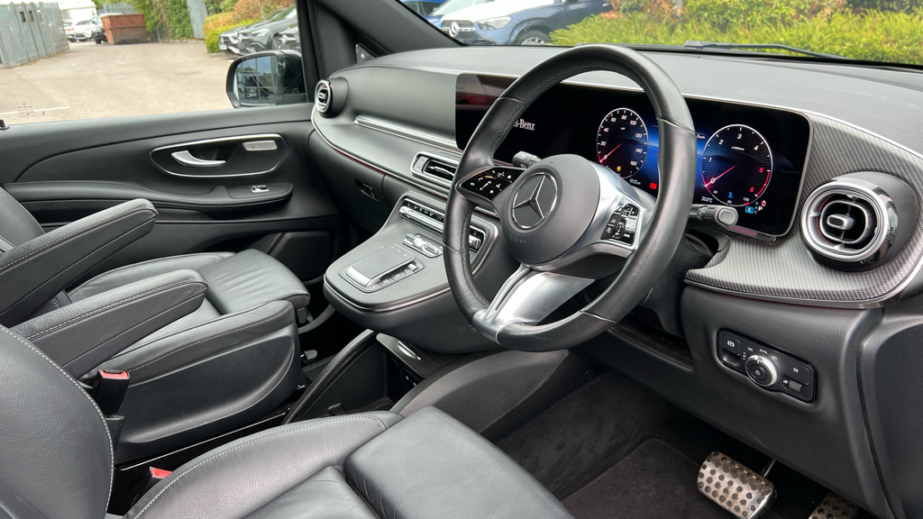 Mercedes-Benz V Class Mpv Black #10