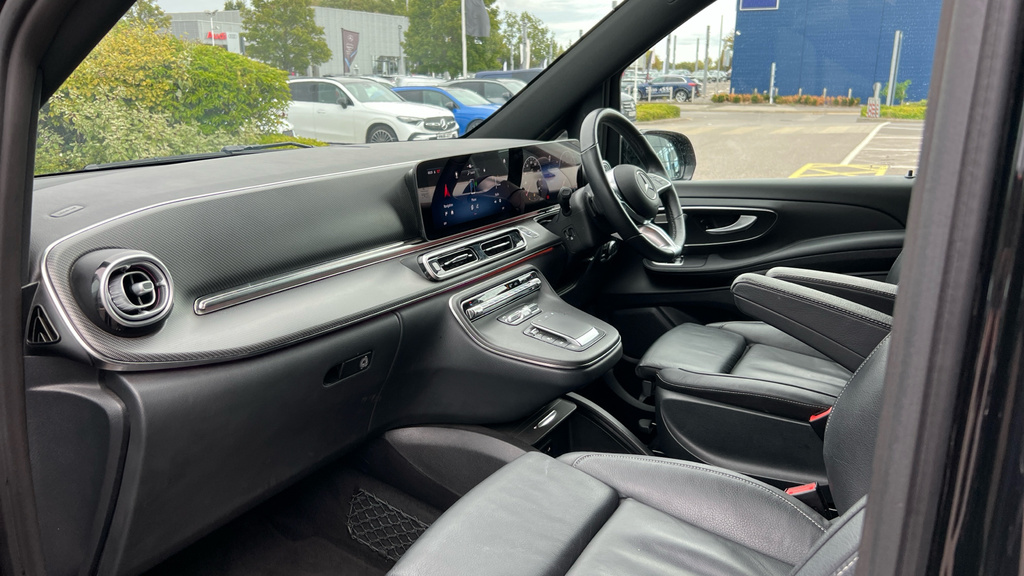 Mercedes-Benz V Class Mpv Black #13