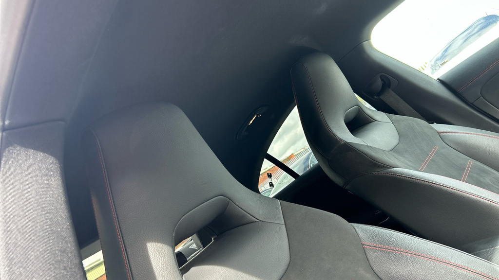 Mercedes-Benz CLA Class 220D Amg Line Premium Plus Tip Blue #41