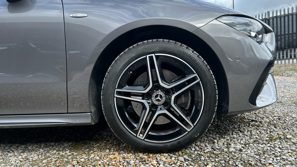 Mercedes-Benz CLA Class 220D Amg Line Premium Plus Tip Blue #23