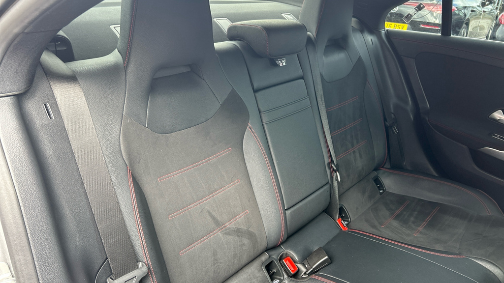 Mercedes-Benz CLA Class 220D Amg Line Premium Plus Tip Blue #25