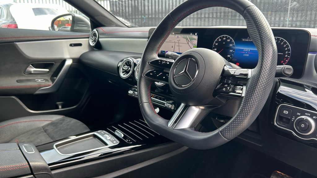 Mercedes-Benz CLA Class 220D Amg Line Premium Plus Tip Blue #12