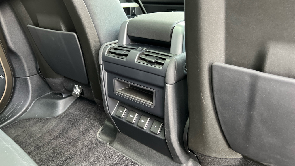 Land Rover Defender Defender Se Black #37