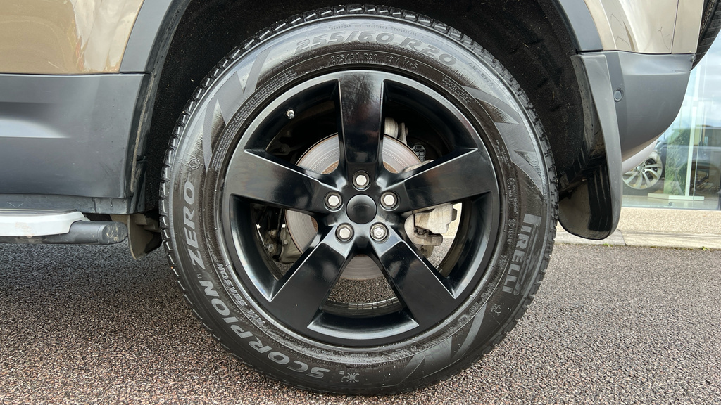 Land Rover Defender Defender Se Black #21