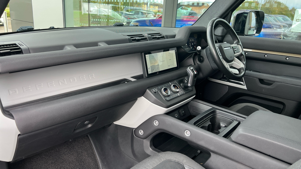Land Rover Defender Defender Se Black #14