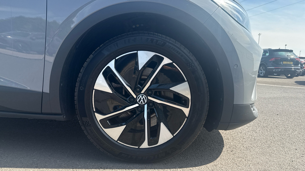 Volkswagen ID.4 Life Grey #19