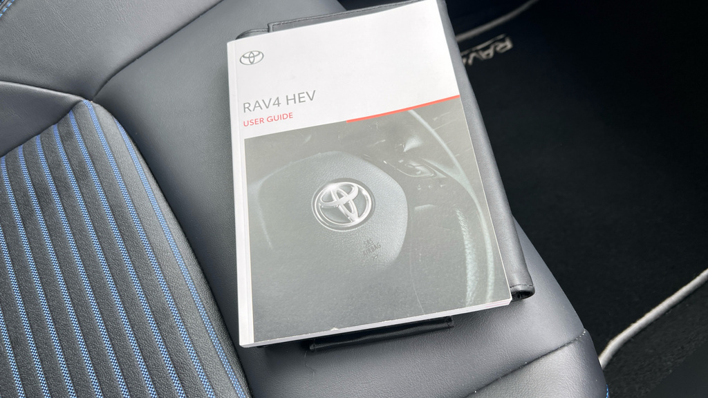 Toyota Rav 4 Design Black #21