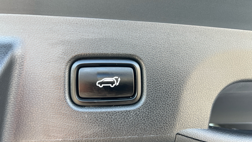 Hyundai Tucson Advance Red #6