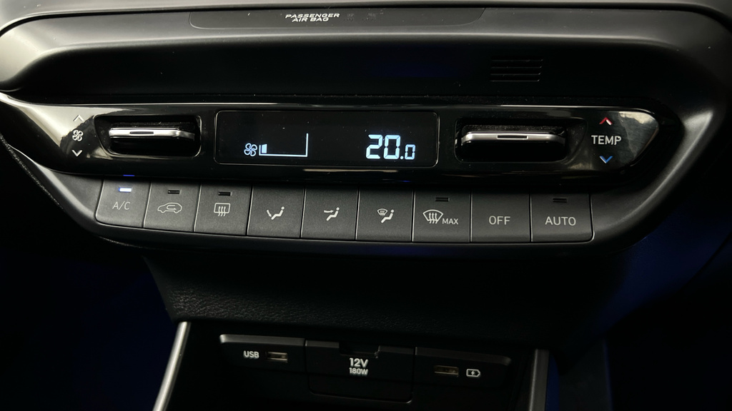 Hyundai Bayon Ultimate Blue #26