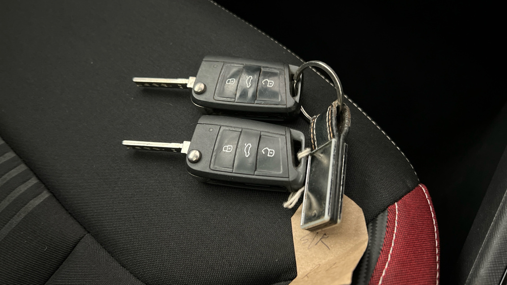 Skoda Kamiq Se Drive Silver #33