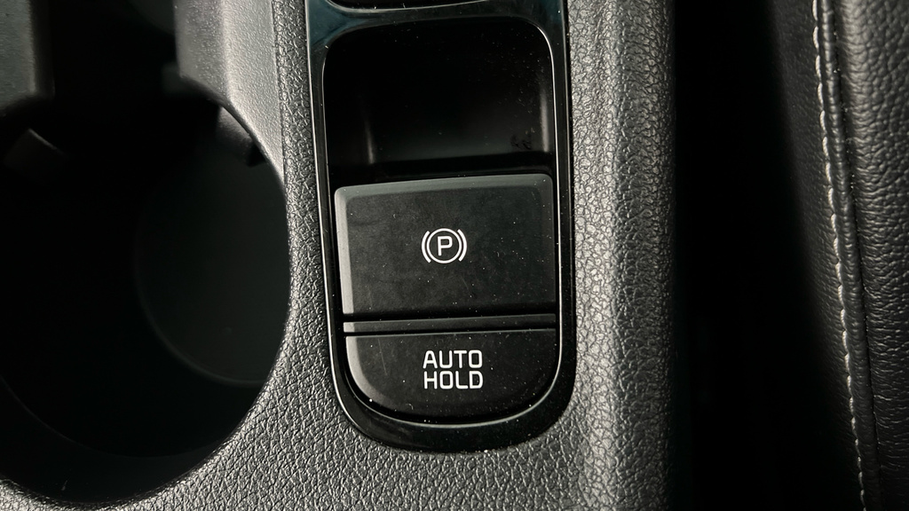 Kia Niro 3 Hev S-a White #22