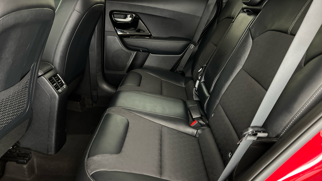 Kia Niro 3 Hev S-a White #26