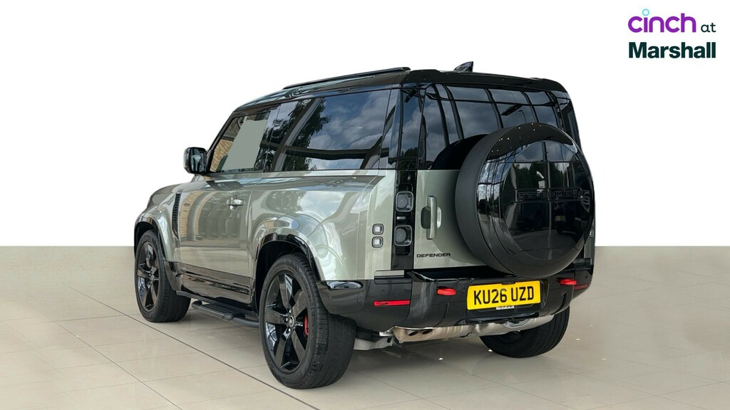 Land Rover Defender Mpv 2026 White #5