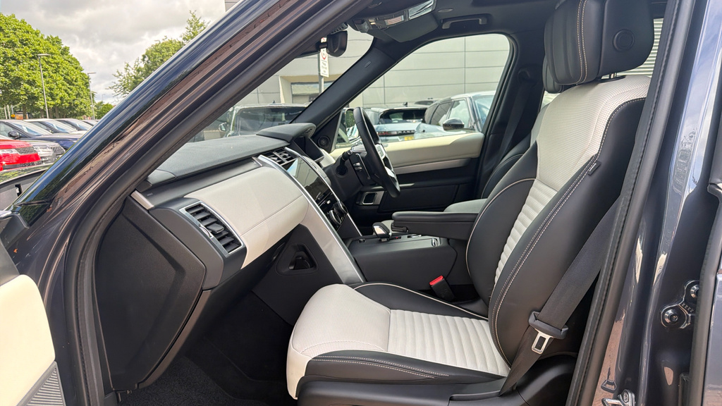 Land Rover Discovery R-dynamic Hse Black #21