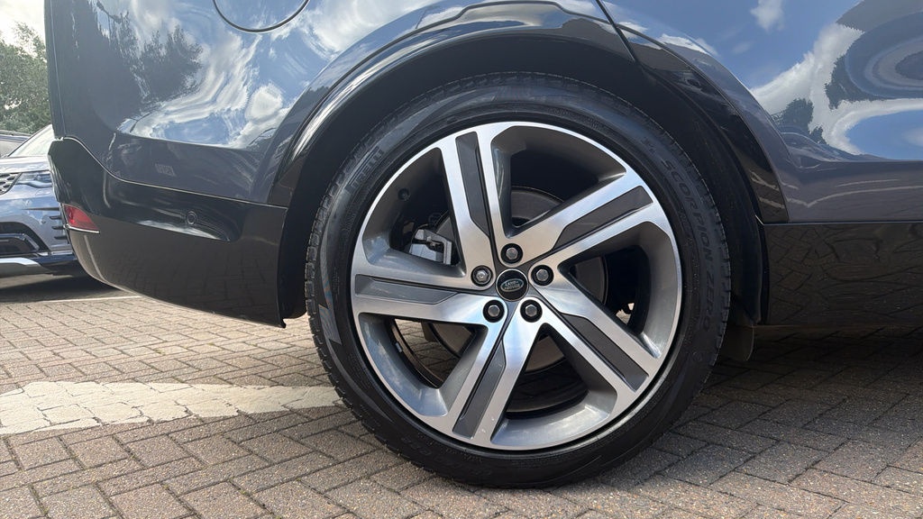 Land Rover Discovery R-dynamic Hse Black #18