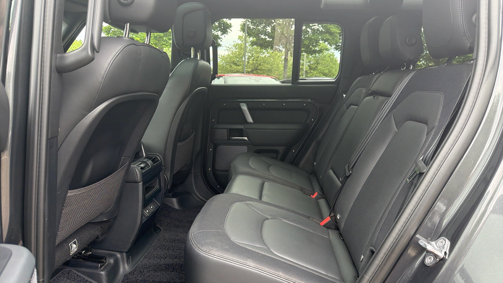 Land Rover Defender Se Red #14
