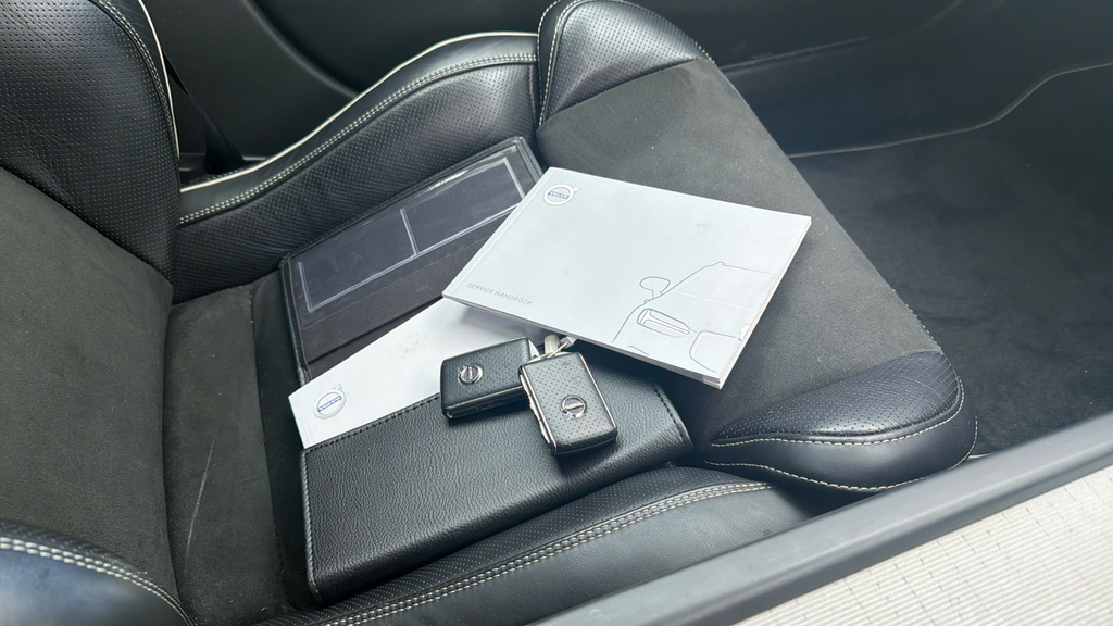 Volvo V90 V90 R-design D4 Silver #21
