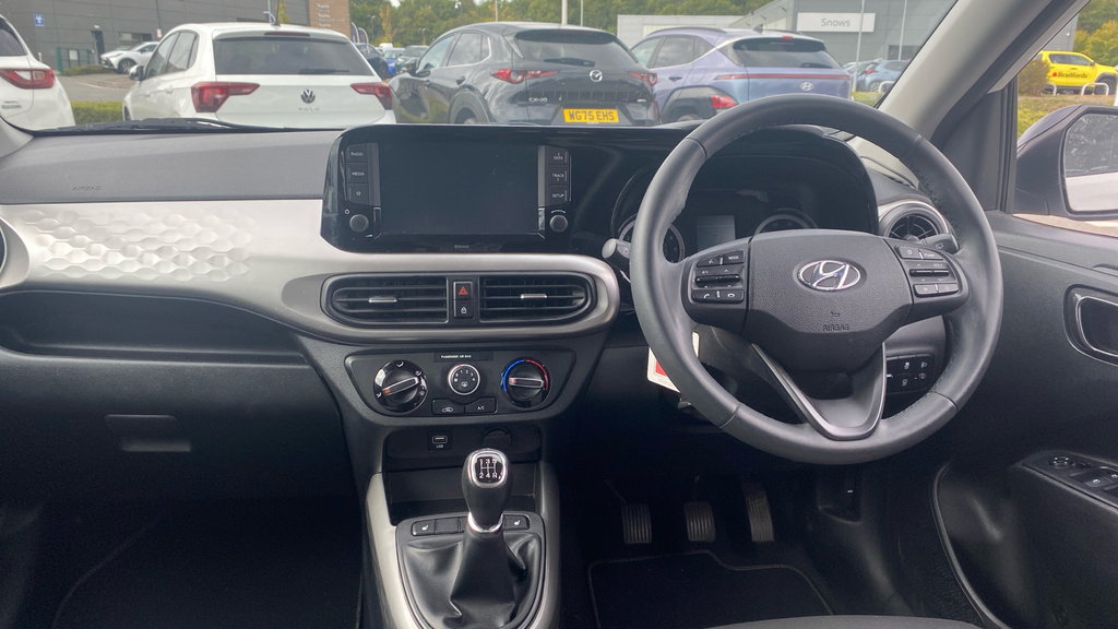 Hyundai I10 Se White #11