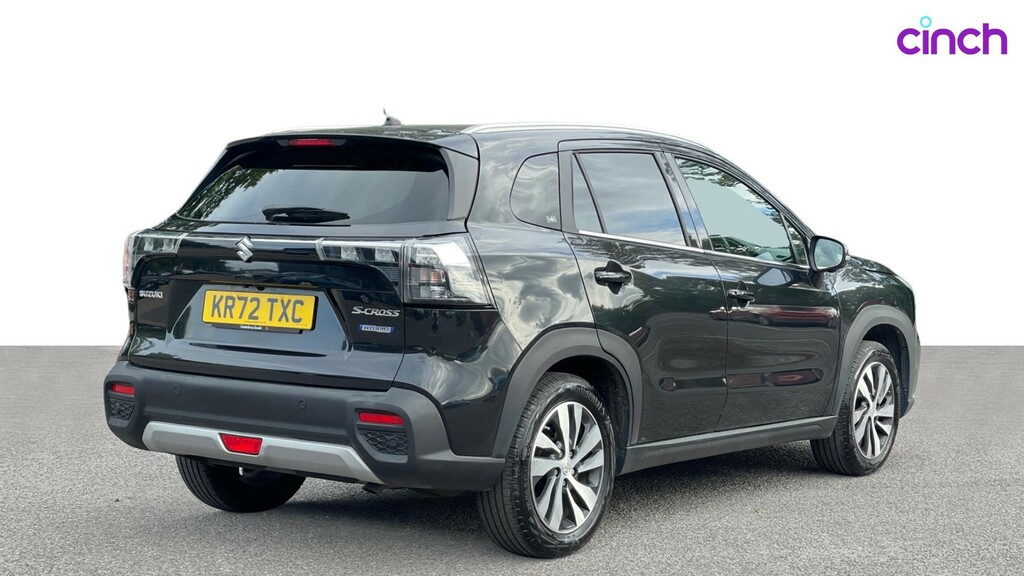 Suzuki S Cross Suv White #4