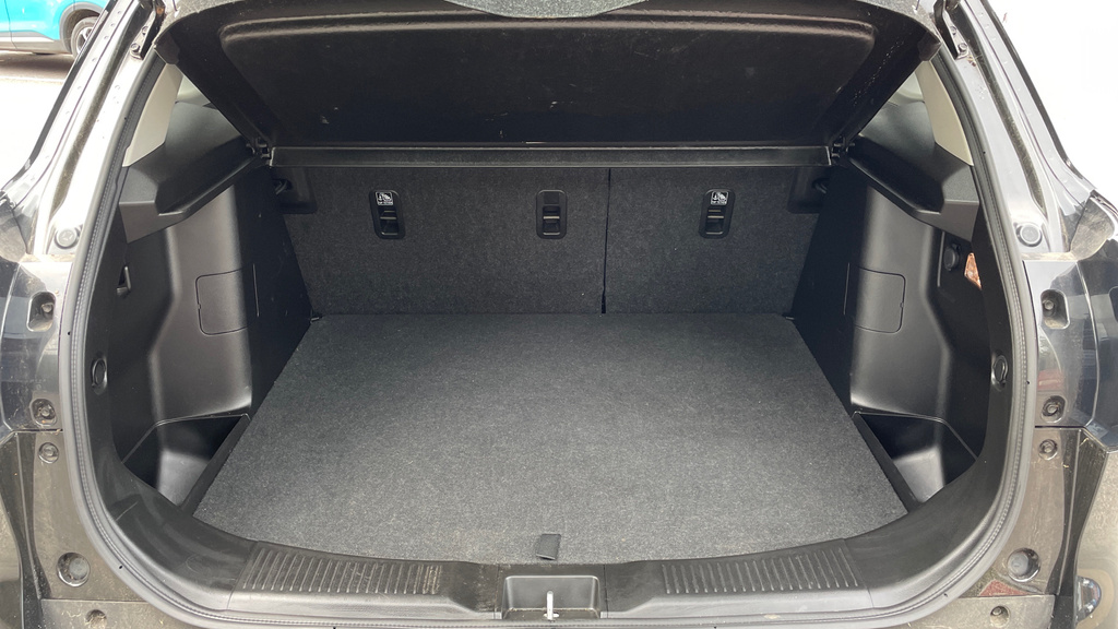 Suzuki S Cross Suv White #29