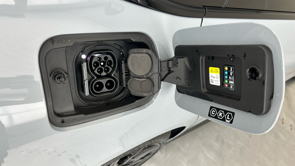 BMW i4 M50 83.9Kwh Grey #31