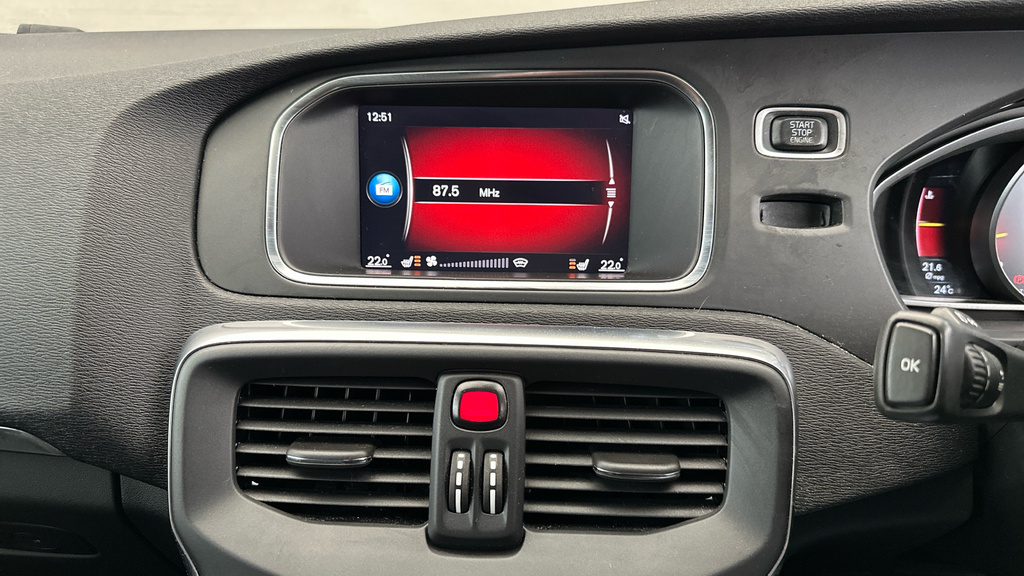 Volvo V40 V40 R-design D2 White #14