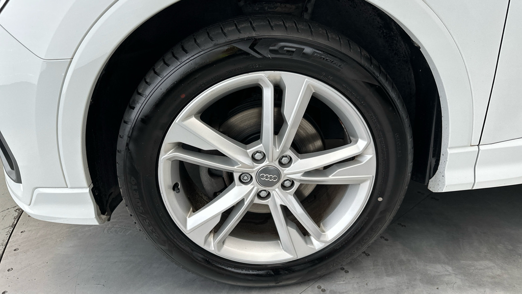 Audi Q3 35 Tfsi S Line Blue #23