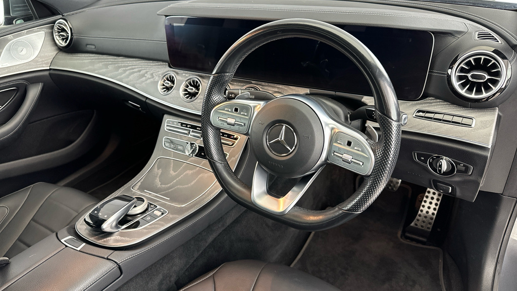 Mercedes-Benz CLS White #9