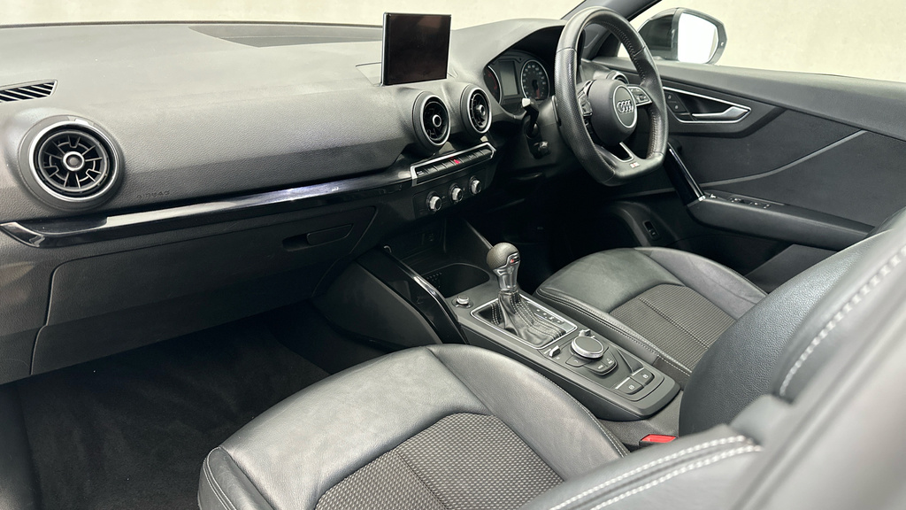 Audi Q2 30 Tfsi Sport #11