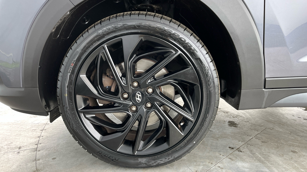Hyundai Tucson Crdi Premium White #30