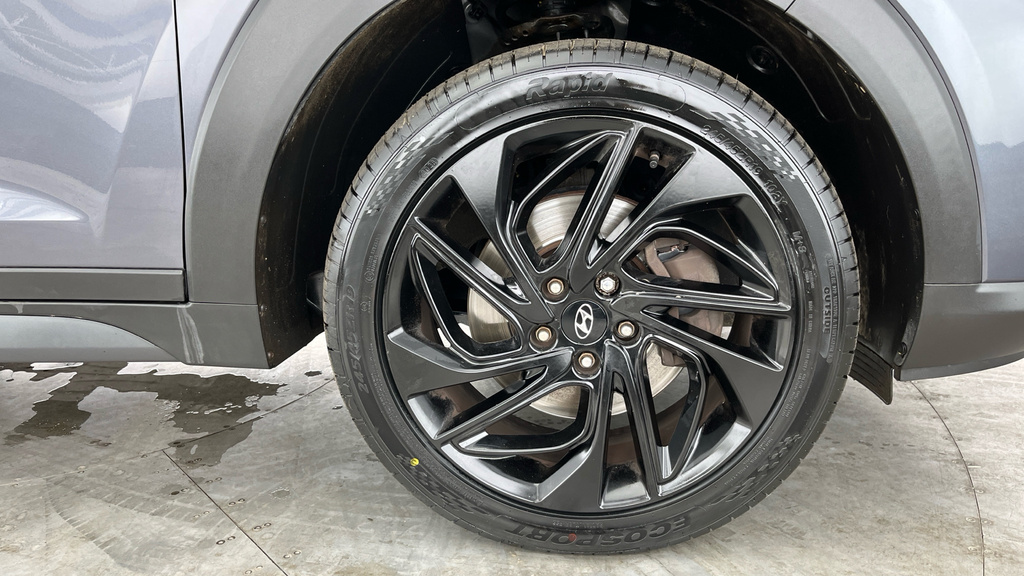 Hyundai Tucson Crdi Premium White #33