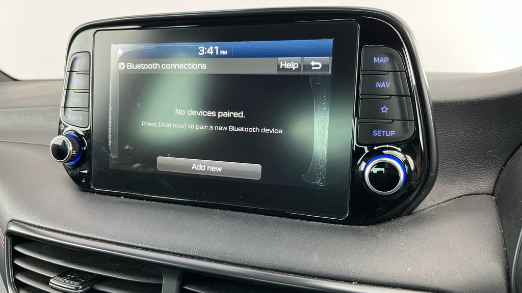 Hyundai Tucson Crdi Premium White #19