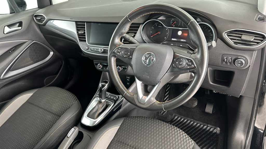 Vauxhall Crossland X Hatchback Blue #9