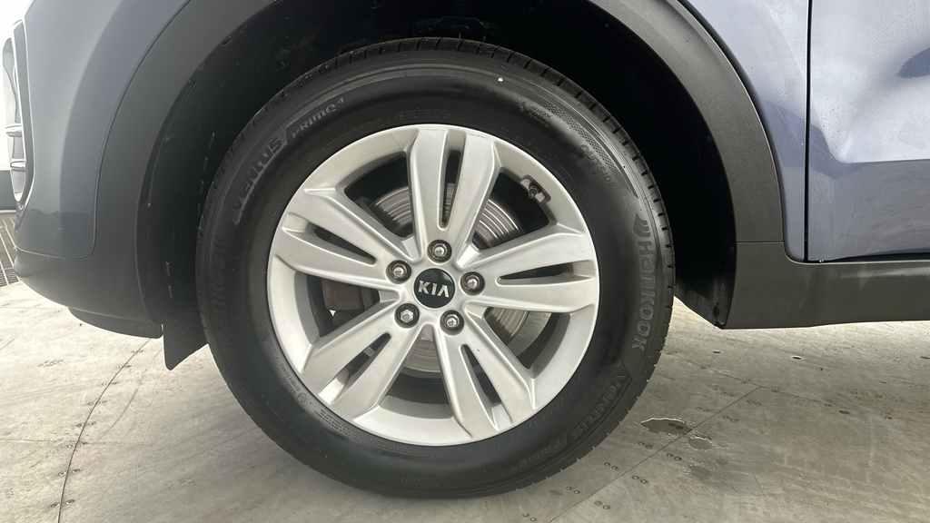 Kia Sportage White #27