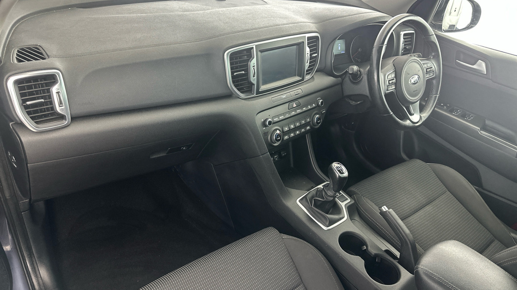 Kia Sportage White #14