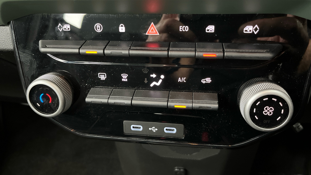 Dacia Spring 27Kwh Extreme 65 48Kw 2025 Red #12