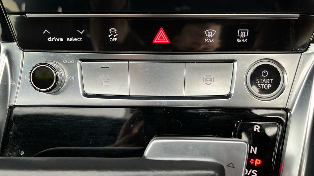 Audi E-Tron S S Line 55 Quattro 300,00 Kw Blue #13