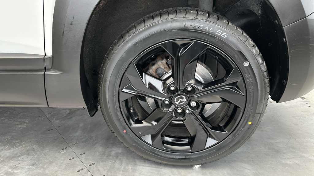 Mazda MX-30 35.5Kwh Sport Lux Black #24