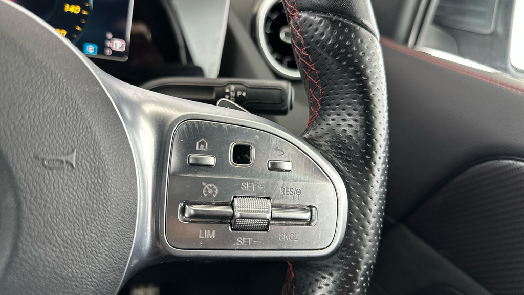 Mercedes-Benz GLA Class Suv White #9