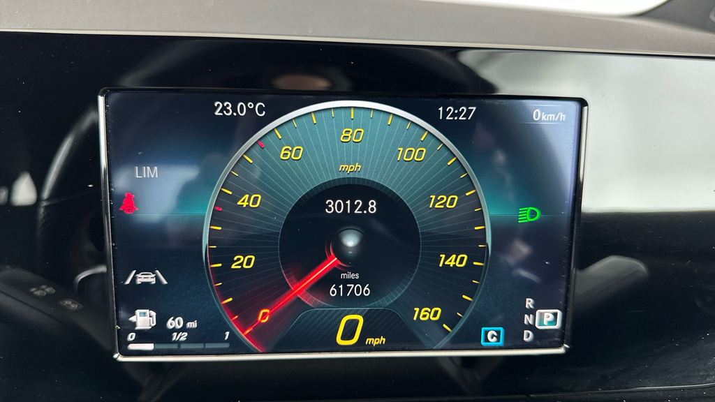 Mercedes-Benz GLA Class Suv White #19