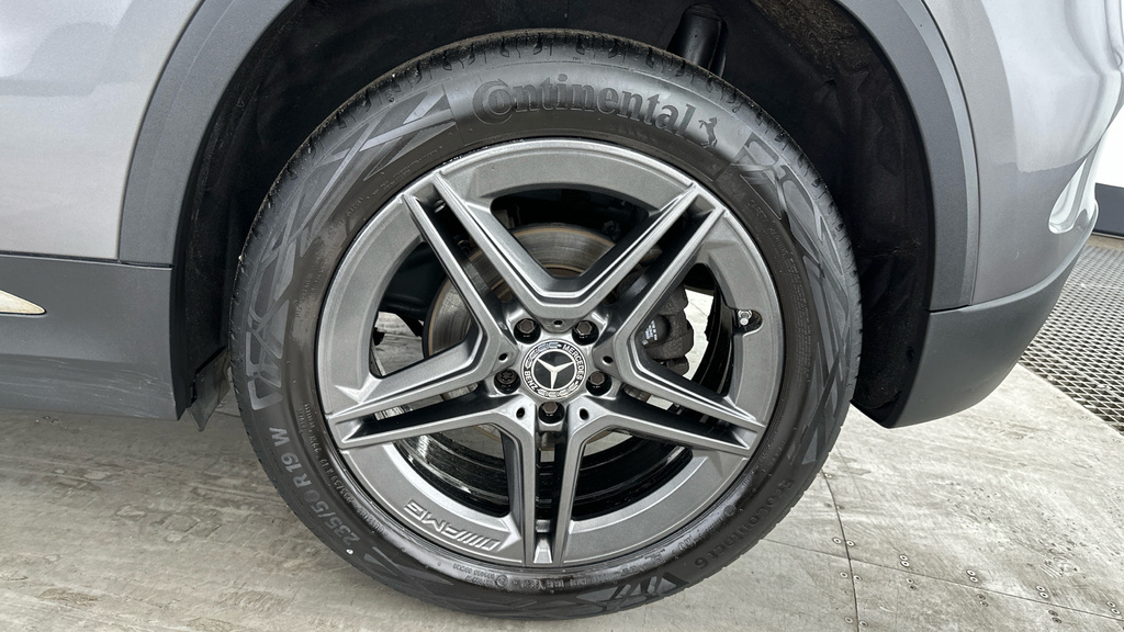 Mercedes-Benz GLA Class Suv White #24