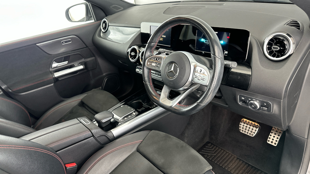 Mercedes-Benz GLA Class Suv White #8