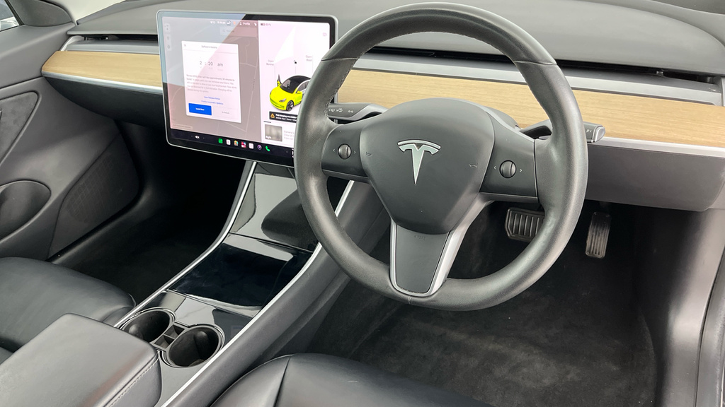 Tesla Model 3 Dual Motor Long Range Saloon 4 White #9