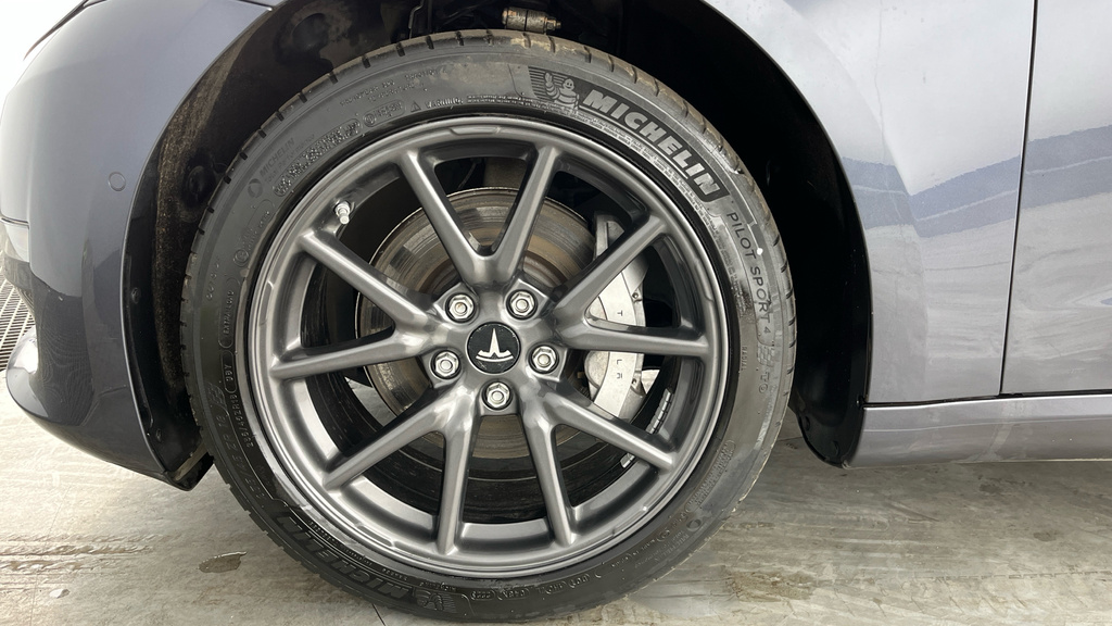 Tesla Model 3 Dual Motor Long Range Saloon 4 White #28