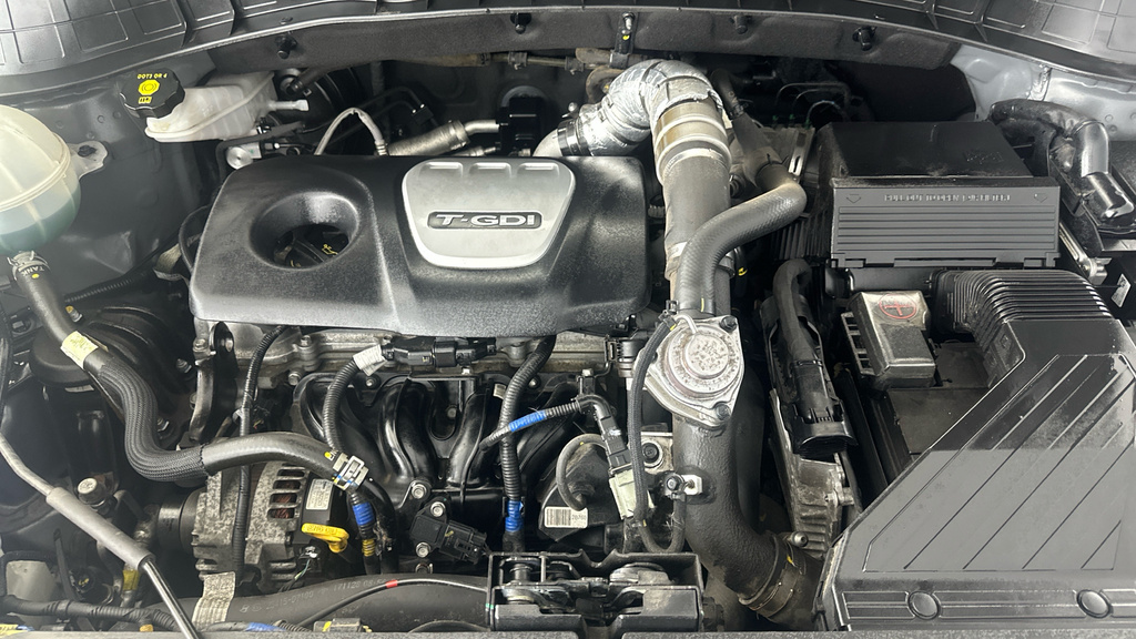 Hyundai Tucson Premium Black #25