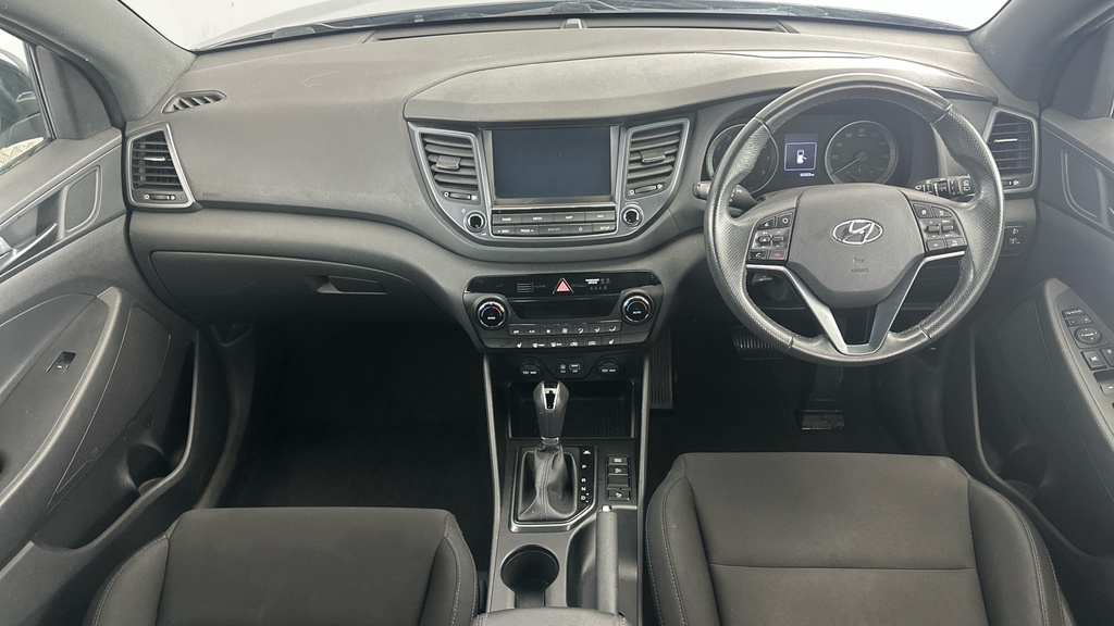 Hyundai Tucson Premium Black #15