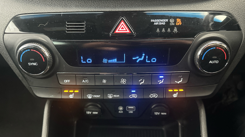 Hyundai Tucson Premium Black #13