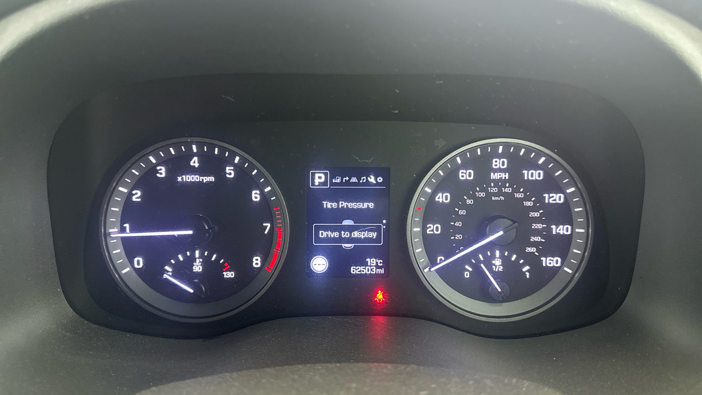 Hyundai Tucson Premium Black #22