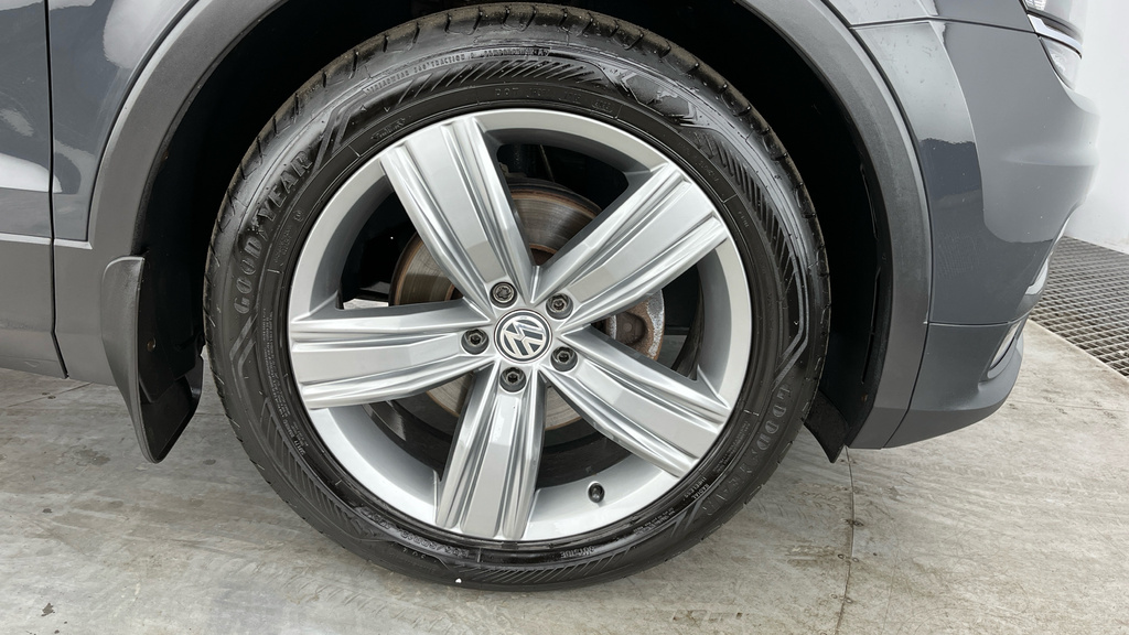 Volkswagen Tiguan Se Nav Blue #29